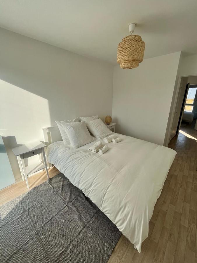 Modern And Bright Apartment Near Paris La Courneuve Extérieur photo